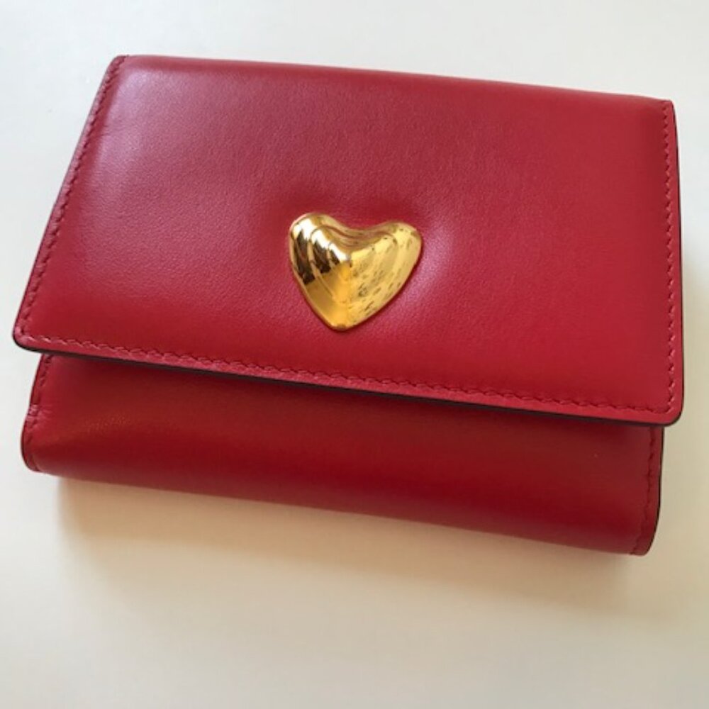 HOLIDAY SALE! ESCADA Bi-fold Wallet, Rosy Red Leather, many compartments, NIB